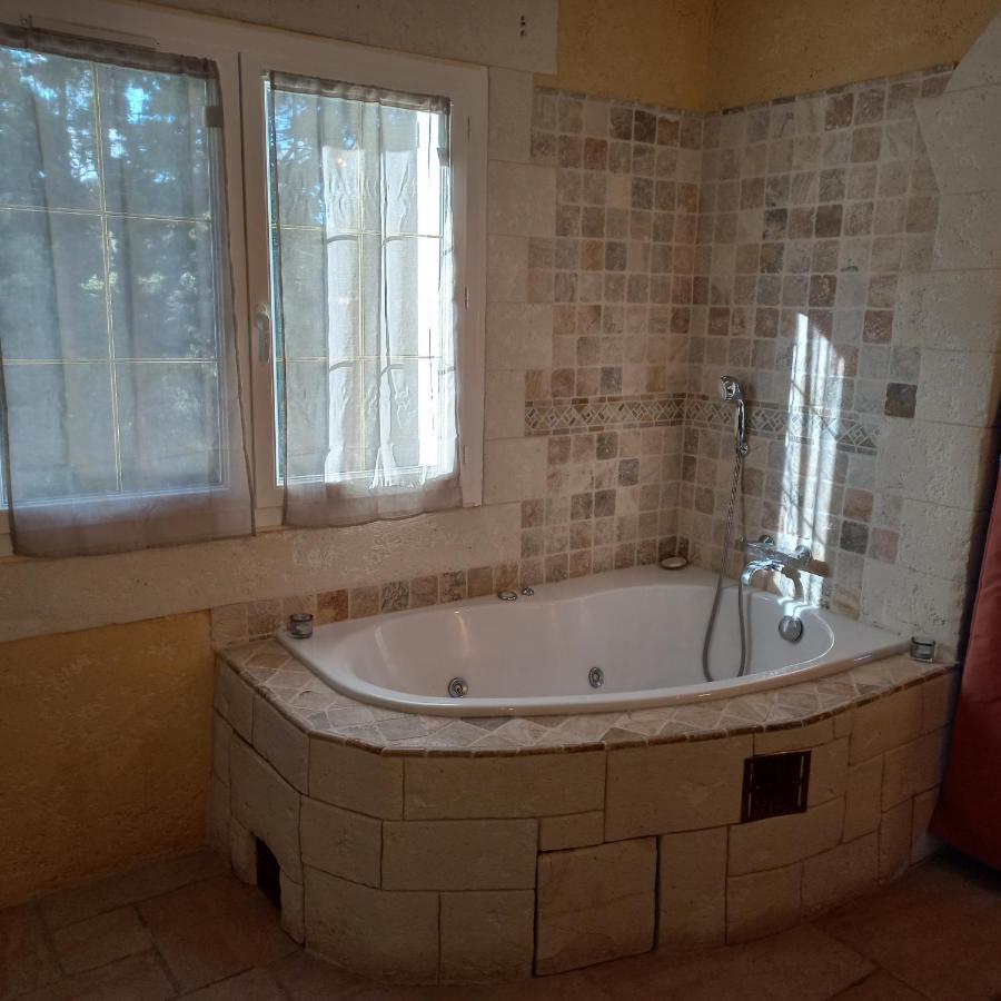 Gite With Private Jacuzzi, Shiatsu & Healthy Food Ladern-sur-Lauquet Eksteriør bilde